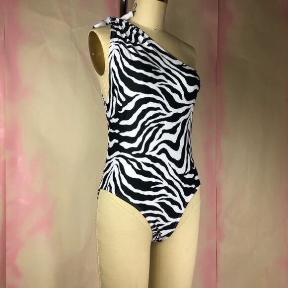 ASOS Motel Frances One Shoulder Zebra One Piece Swimsuit Bathing Suit - Picture 4 of 7